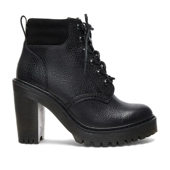 Dr. Martens Shoes - Dr Martens Women Persephone FL 6 Eye Blk Pebbled Leather Ankle Heeled Boots Sz 5